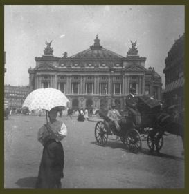 Plaza y palacio de la pera, Paris.