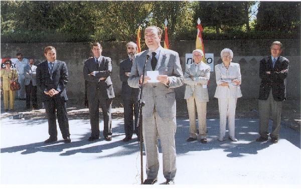 El Consejero de Cultura, D. Javier Callizo en el comienzo de las obras del museo.