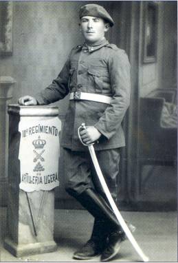 Soldado de Artillera de Barbastro. Foto Gallifa, hacia 1927.