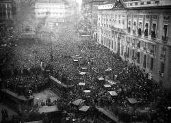 Puerta del Sol en Madrid (14 de abril de 1931).